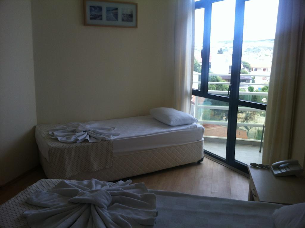 Poseidon Cesme Resort Phòng bức ảnh